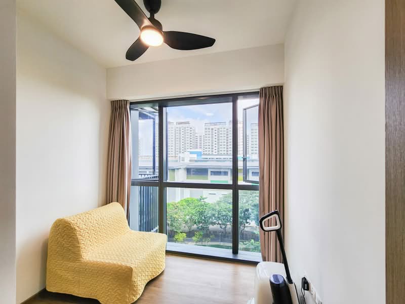 Piermont Grand, 44 Sumang Walk, 3 Bedrooms, 840 sqft, Executive Condominium For Sale, by James Li, 500239621 - Living Room - PropertyGuru.com.sg