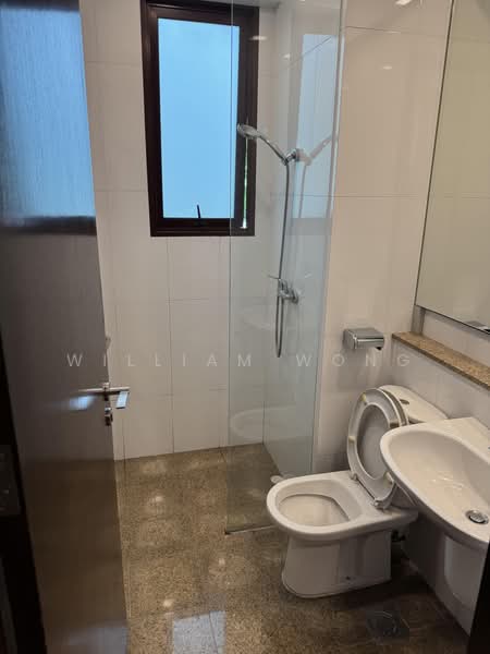 The Cornwall, 2 Cornwall Gardens, 2 Bedrooms, 1,475 sqft, Condominium For Rent, by William Wong, 500239625 - Bathroom - PropertyGuru.com.sg