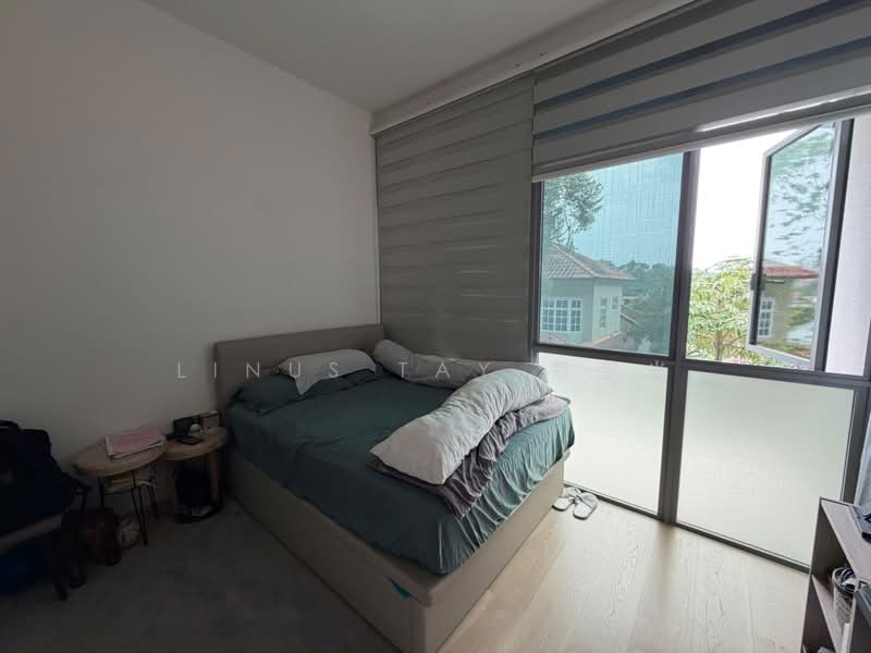 High Park Residences, 27 Fernvale Road, Seletar / Yio Chu Kang, 4 Bedrooms, 2,378 sqft, Condominium For Sale, by Linus Tay 郑荣光, 500239627 - Common Bedroom - PropertyGuru.com.sg