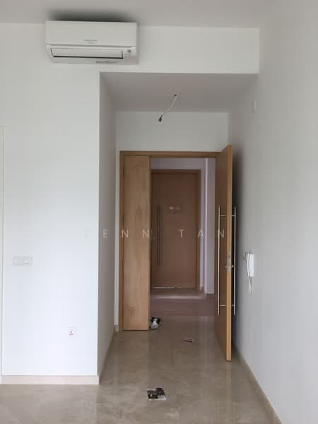 Kingsford Hillview Peak, 103 Hillview Rise, 3 Bedrooms, 1,044 sqft, Condominium For Rent, by Zenn Tan, 500239645 - Entrance - PropertyGuru.com.sg