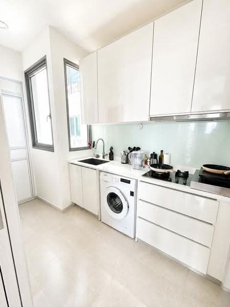 Kingsford Hillview Peak, 103 Hillview Rise, Dairy Farm / Bukit Panjang / Choa Chu Kang, 3 Bedrooms, 1,044 sqft, Condominium For Rent, by Zenn Tan, 500239645 - Kitchen - PropertyGuru.com.sg