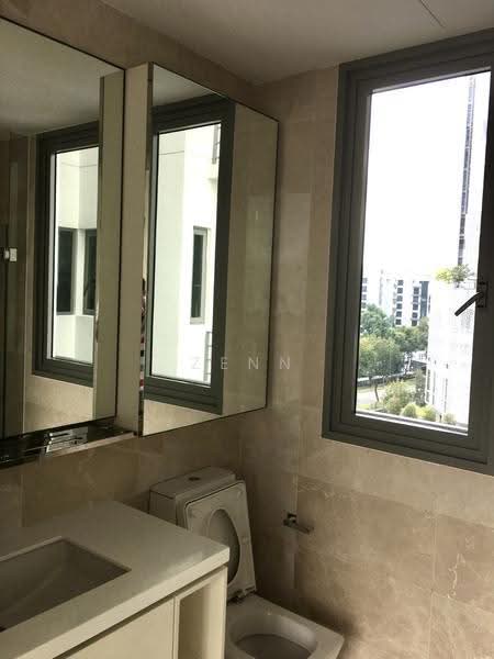 Kingsford Hillview Peak, 103 Hillview Rise, Dairy Farm / Bukit Panjang / Choa Chu Kang, 3 Bedrooms, 1,044 sqft, Condominium For Rent, by Zenn Tan, 500239645 - Bathroom - PropertyGuru.com.sg