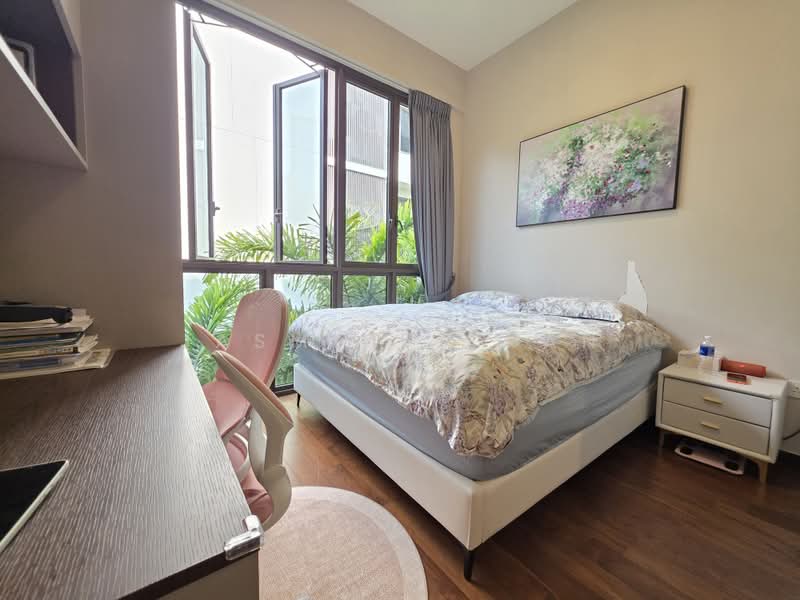 Parksuites, 18 Holland Grove Road, 2 Bedrooms, 786 sqft, Condominium For Sale, by Jasmine Chan, 500239647 - PropertyGuru.com.sg