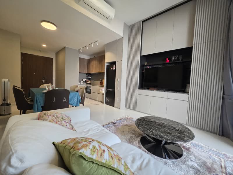 Parksuites, 18 Holland Grove Road, 2 Bedrooms, 786 sqft, Condominium For Sale, by Jasmine Chan, 500239647 - PropertyGuru.com.sg