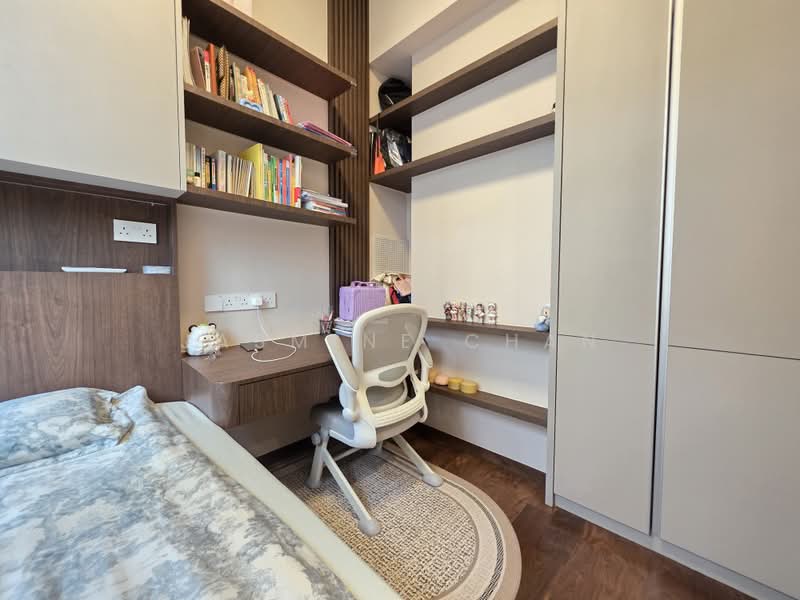 Parksuites, 18 Holland Grove Road, 2 Bedrooms, 786 sqft, Condominium For Sale, by Jasmine Chan, 500239647 - PropertyGuru.com.sg