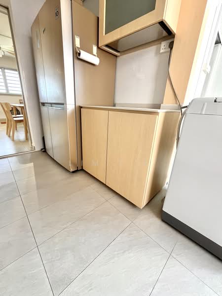 8 Holland Avenue, 8 Holland Avenue, 3 Bedrooms, 882 sqft, HDB Flat For Sale, by Lim Y X, 500239658 - Kitchen - PropertyGuru.com.sg