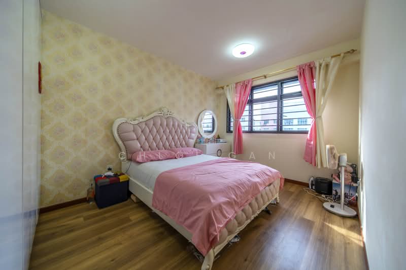 118B Canberra Crescent, 118B Canberra Crescent, 3 Bedrooms, 990 sqft, HDB Flat For Sale, by Chloe Gan, 500239669 - Bedroom - PropertyGuru.com.sg