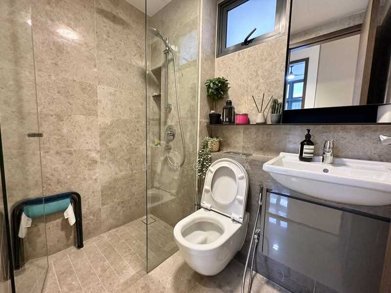 38 Jervois, 38 Jervois Road, 3 Bedrooms, 818 sqft, Condominium For Sale, by Yibing Tan, 500239681 - Bathroom - PropertyGuru.com.sg