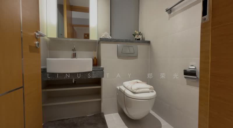 The Oceanfront @ Sentosa Cove, , 4 Bedrooms, 2,013 sqft, Condominium For Sale, by Linus Tay 郑荣光, 500239693 - Bathroom - PropertyGuru.com.sg