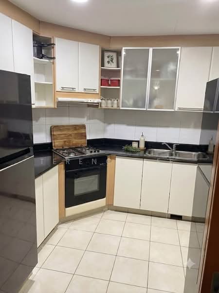 Lilydale, 558 Yishun Ave 6, 3 Bedrooms, 1,206 sqft, Condominium For Sale, by Terence Lee, 500239695 - Kitchen - PropertyGuru.com.sg