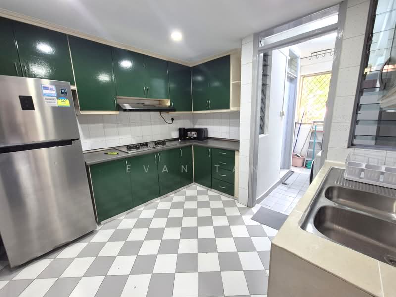 Emerald Park, 2 Indus Road, Room Rental, 200 sqft, Condominium For Rent, by Evan Tan, 500239714 - Kitchen - PropertyGuru.com.sg