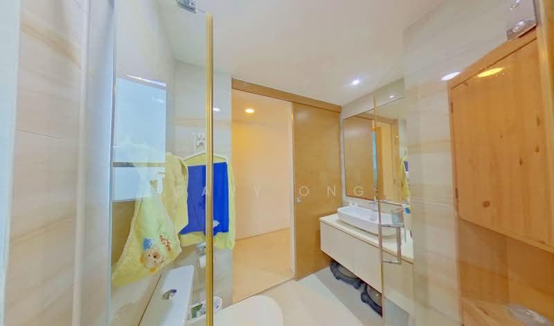 The Santorini, 25 Tampines Street 86, 4 Bedrooms, 1,259 sqft, Condominium For Sale, by Gary Ong, 500239724 - Bathroom - PropertyGuru.com.sg