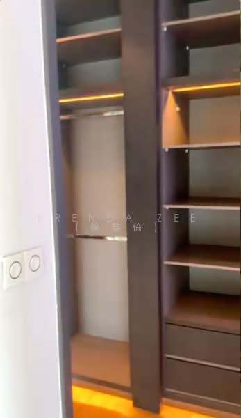 Parvis, 18 Holland Hill, 4 Bedrooms, 3,228 sqft, Condominium For Sale, by Brenda Zee (徐黎倫), 500239726 - Walk-in Wardrobe - PropertyGuru.com.sg
