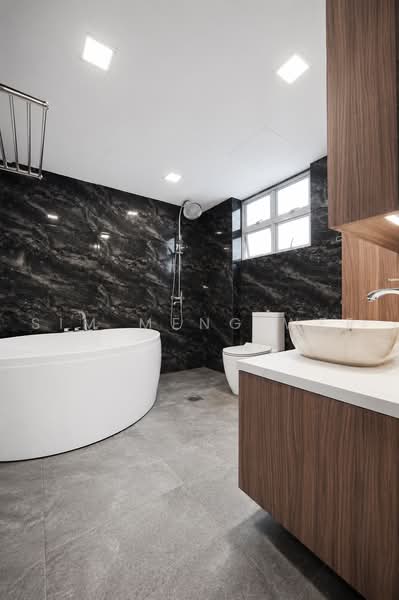 Northoaks, 26 Woodlands Cresent, 3 Bedrooms, 1,604 sqft, Condominium For Sale, by Sim Meng Wee, 500239729 - Bathroom - PropertyGuru.com.sg