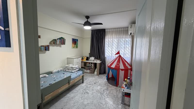 127 Serangoon North Avenue 1, 127 Serangoon North Avenue 1, 3 Bedrooms, 980 sqft, HDB Flat For Rent, by Gwen Ooi, 500239730 - Bedroom - PropertyGuru.com.sg