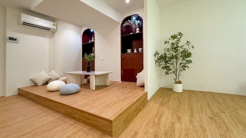 Oxley BizHub, 61 Ubi Road 1, 1,400 sqft, Light Industrial (B1) For Sale, by Shauna Seow, 500239749 - CommercialGuru.com.sg