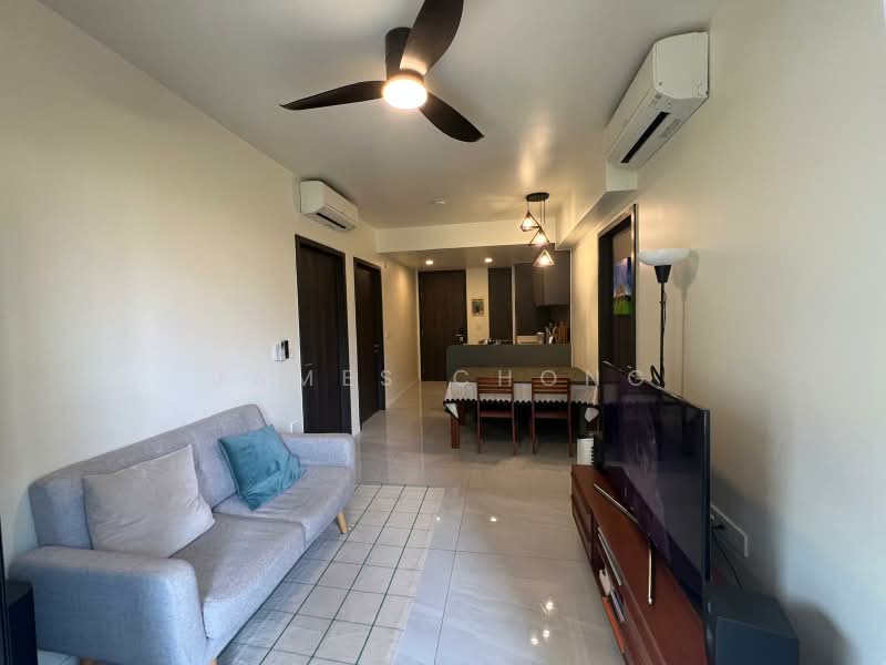 Riverfront Residences, 41 Hougang Avenue 7, Hougang / Punggol / Sengkang, 2 Bedrooms, 614 sqft, Condominium For Sale, by James Chong, 500239754 - Living Room - PropertyGuru.com.sg