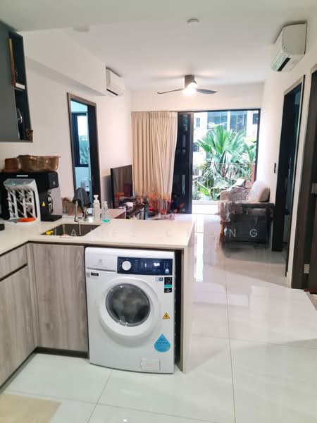 Riverfront Residences, 41 Hougang Avenue 7, Hougang / Punggol / Sengkang, 2 Bedrooms, 614 sqft, Condominium For Sale, by James Chong, 500239754 - Living Room - PropertyGuru.com.sg
