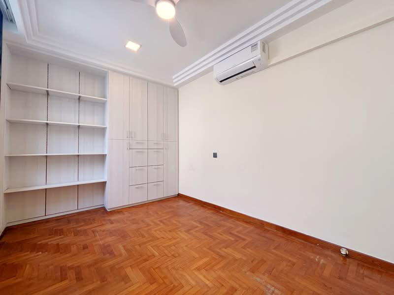 Kilat Centre, 33 Lorong Kilat, 3 Bedrooms, 1,227 sqft, Apartment For Rent, by Alexa Loh, 500239765 - Bedroom 2 - PropertyGuru.com.sg