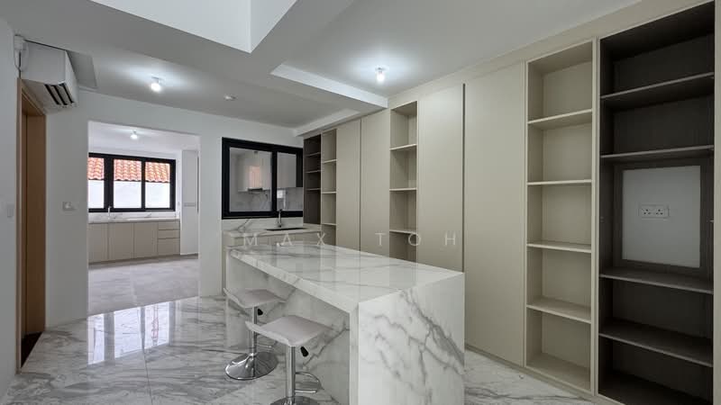 LANDED7772 @ BRAND NEW TERRACE WITH 6 SPACIOUS ROOMS, Near Novena Vicinity, 5 Bedrooms, 6,000 sqft, Terraced House For Sale, by Max Toh, 500239777 - Kitchen - PropertyGuru.com.sg