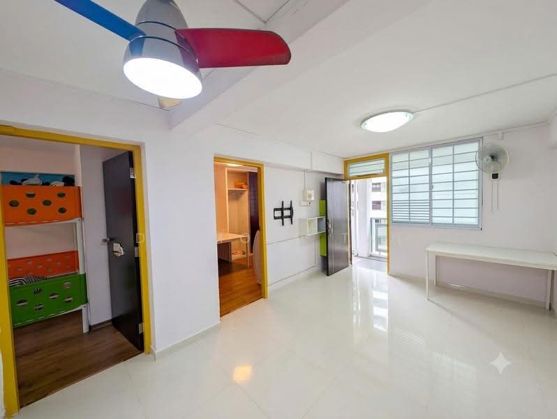 12 Taman Ho Swee, 12 Taman Ho Swee, 2 Bedrooms, 580 sqft, HDB Flat For Sale, by Desmond Tan, 500239789 - Living Room - PropertyGuru.com.sg