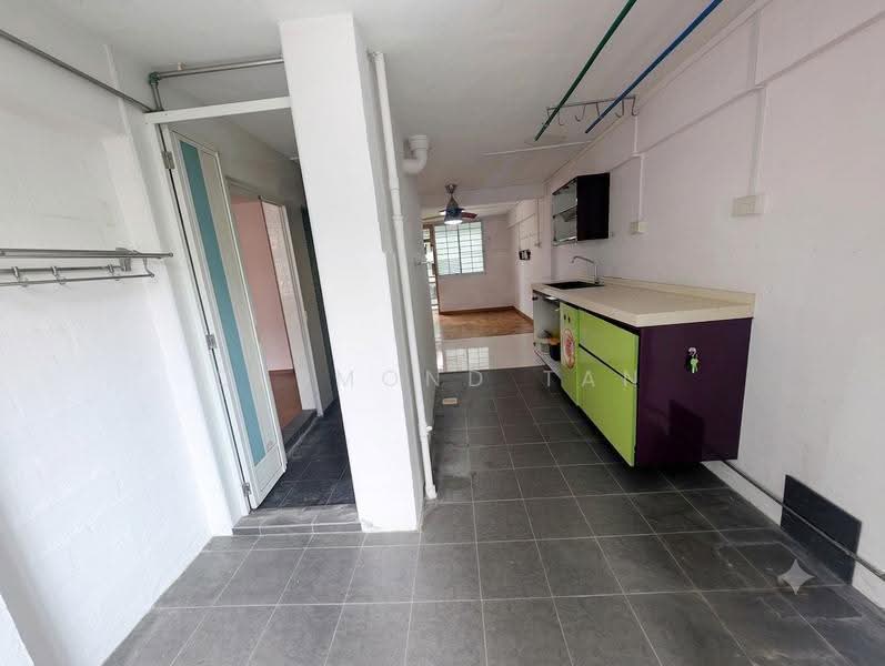12 Taman Ho Swee, 12 Taman Ho Swee, 2 Bedrooms, 580 sqft, HDB Flat For Sale, by Desmond Tan, 500239789 - Kitchen - PropertyGuru.com.sg