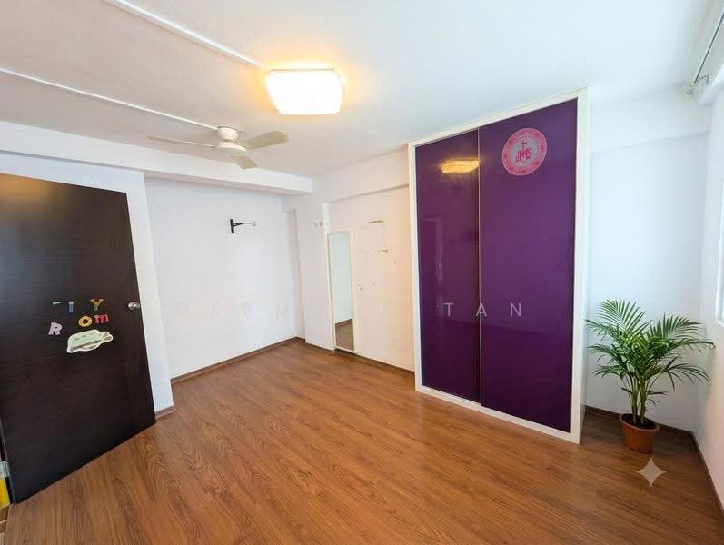 12 Taman Ho Swee, 12 Taman Ho Swee, 2 Bedrooms, 580 sqft, HDB Flat For Sale, by Desmond Tan, 500239789 - Bedroom - PropertyGuru.com.sg