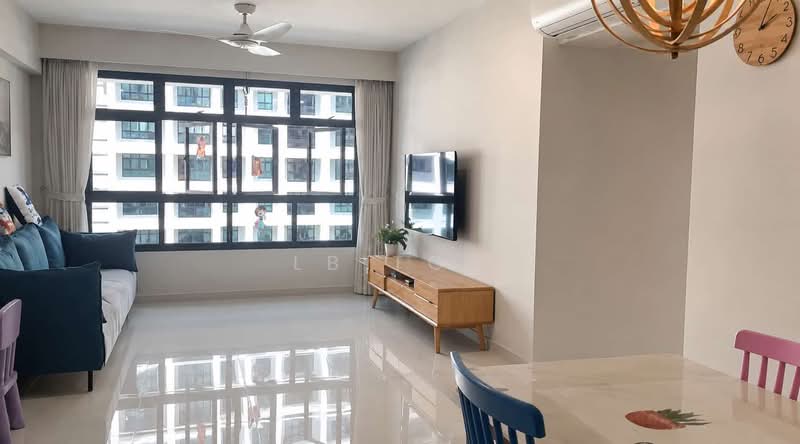 420B Northshore Drive, 420B Northshore Drive, Hougang / Punggol / Sengkang, 3 Bedrooms, 1,206 sqft, HDB Flat For Sale, by LB Toh, 500239798 - Living Room - PropertyGuru.com.sg