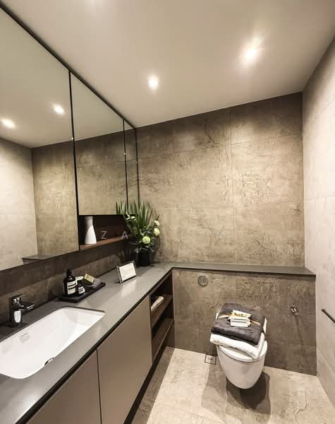 Norwood Grand, Admiralty / Woodlands, 5 Bedrooms, 1,313 sqft, Condominium For Sale, by Zac Lim, 500239824 - Bathroom - PropertyGuru.com.sg