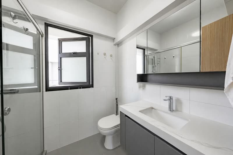 111A Alkaff Crescent, 111A Alkaff Crescent, Macpherson / Potong Pasir, 3 Bedrooms, 1,001 sqft, HDB Flat For Sale, by Lucas Loh, 500239827 - Bathroom - PropertyGuru.com.sg