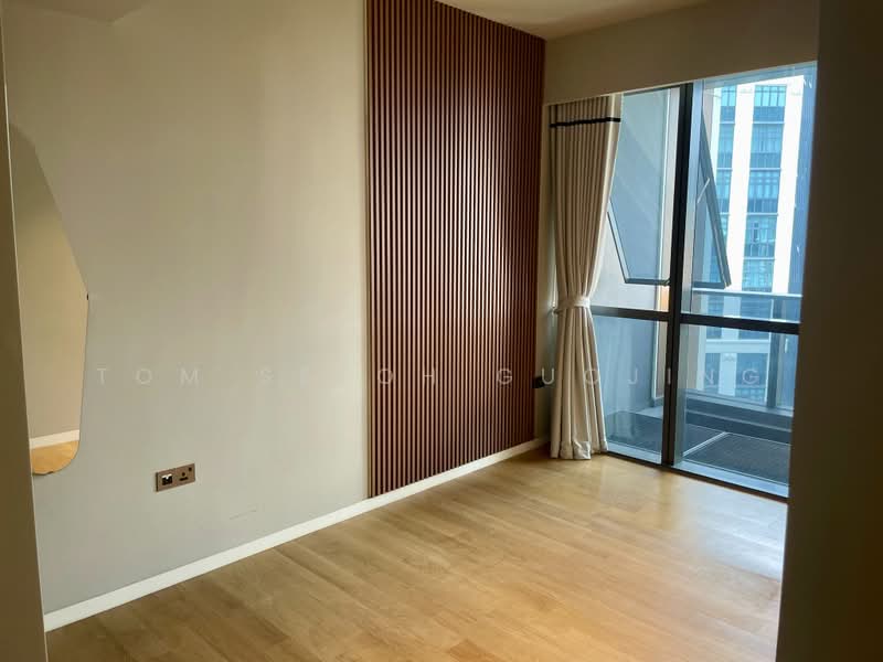 Riviere, 1 Jiak Kim Street, Alexandra / Commonwealth, 2 Bedrooms, 818 sqft, Condominium For Sale, by Tom Setoh GuoJing, 500239830 - Master Bedroom - PropertyGuru.com.sg