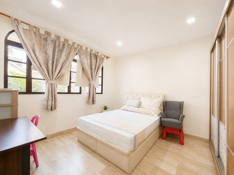 Ah Soo Garden, Ah Soo Garden, Tai Keng Gardens, Serangoon Garden Way, 6 Bedrooms, 4,780 sqft, Semi-Detached House For Sale, by Desmond Chan, 500239833 - Bedroom - PropertyGuru.com.sg