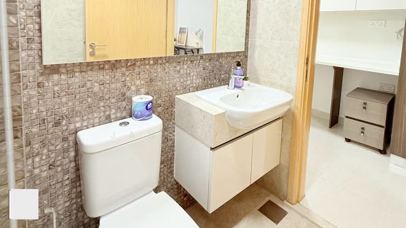 La Fiesta, 54 Sengkang Square, Room Rental, 150 sqft, Condominium For Rent, by Janssen Ho, 500239846 - Bathroom - PropertyGuru.com.sg