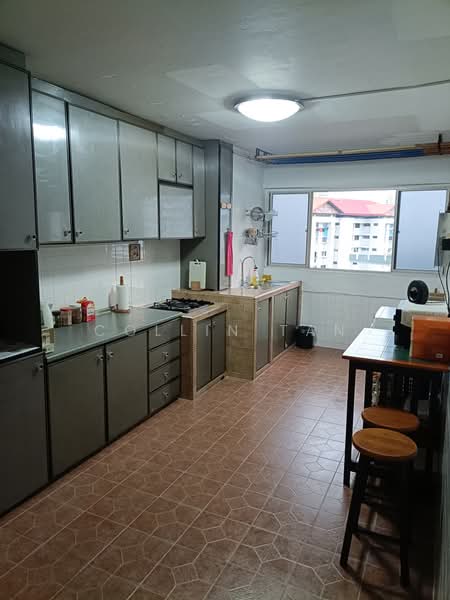 261 Jurong East Street 24, 261 Jurong East Street 24, 2 Bedrooms, 732 sqft, HDB Flat For Rent, by Collin Tan, 500239848 - Kitchen - PropertyGuru.com.sg