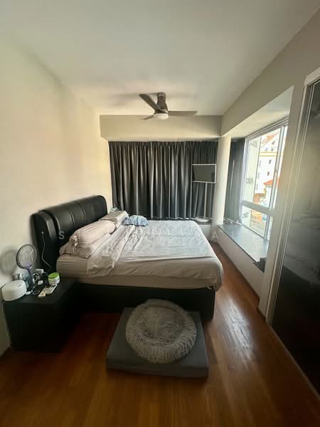 Ivory, 15 Ceylon Lane, East Coast / Marine Parade, 2 Bedrooms, 872 sqft, Apartment For Sale, by Shashi Nair, 500239850 - Bedroom - PropertyGuru.com.sg