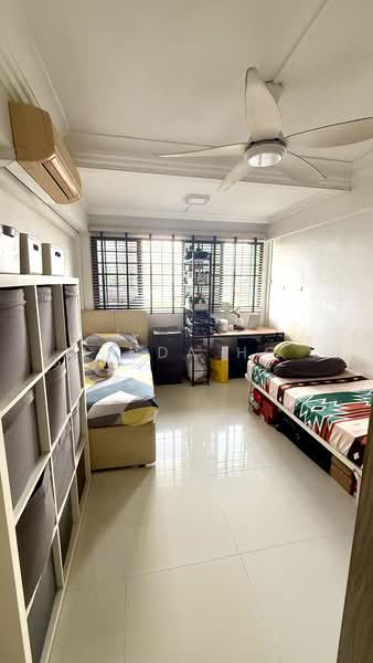 254 Bukit Batok East Avenue 4, 254 Bukit Batok East Avenue 4, 3 Bedrooms, 1,302 sqft, HDB Flat For Sale, by Linda Ho, 500239857 - Bedroom - PropertyGuru.com.sg