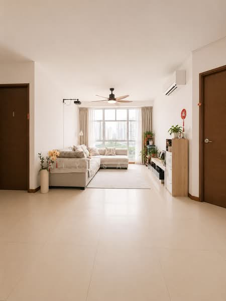 195D Punggol Road, 195D Punggol Road, 3 Bedrooms, 969 sqft, HDB Flat For Sale, by Alyssa Yin, 500239868 - Living Room - PropertyGuru.com.sg
