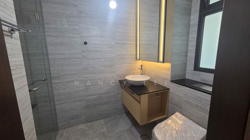 Belgravia Ace, 100 Belgravia Drive, Seletar / Yio Chu Kang, 4 Bedrooms, 4,370 sqft, Semi-Detached House For Sale, by Nancy Lee, 500239884 - Bathroom - PropertyGuru.com.sg