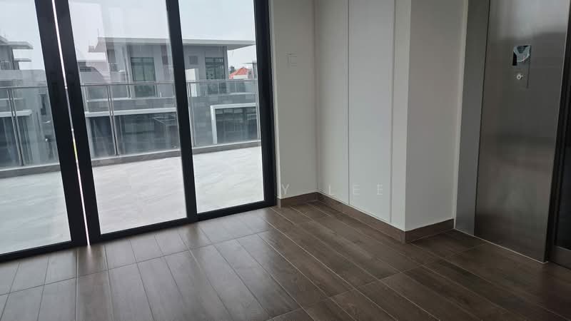 Belgravia Ace, 100 Belgravia Drive, Seletar / Yio Chu Kang, 4 Bedrooms, 4,370 sqft, Semi-Detached House For Sale, by Nancy Lee, 500239884 - Balcony - PropertyGuru.com.sg