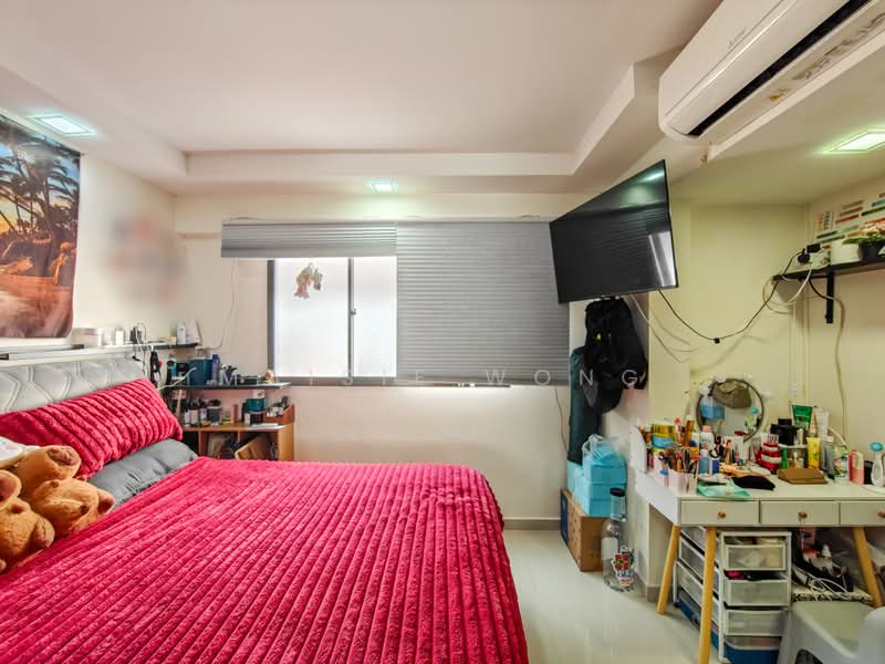 514 Hougang Avenue 10, 514 Hougang Avenue 10, 3 Bedrooms, 957 sqft, HDB Flat For Sale, by Maisie Wong, 500239896 - Bedroom - PropertyGuru.com.sg