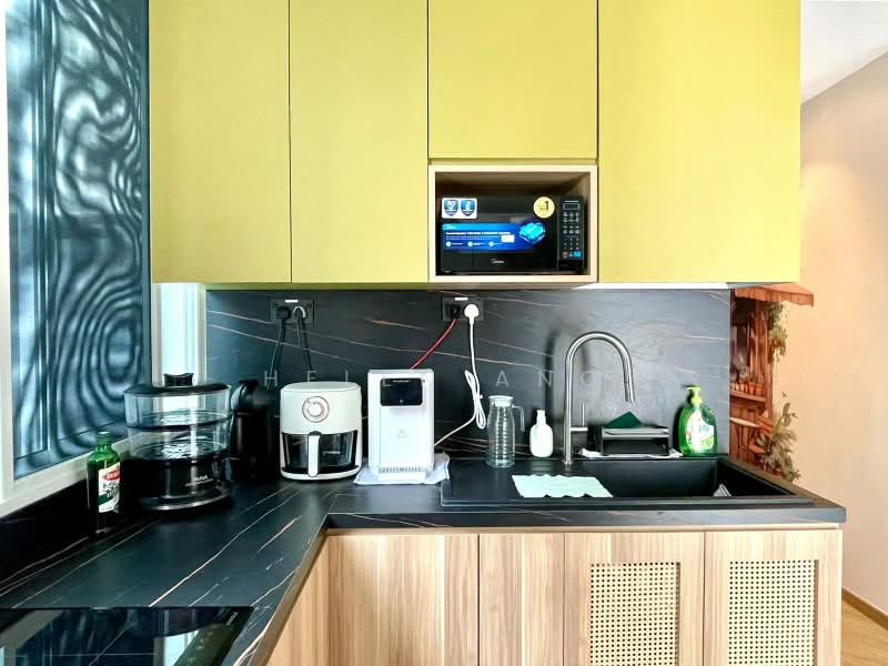 79 Chay Yan Street, 79 Chay Yan Street, Room Rental, 100 sqft, HDB Flat For Rent, by Helen Ang, 500239912 - Kitchen - PropertyGuru.com.sg