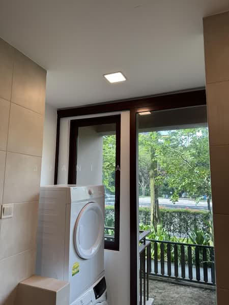 The Cornwall, 2 Cornwall Gardens, 2 Bedrooms, 1,475 sqft, Condominium For Rent, by Juanita Quek, 500239928 - Balcony - PropertyGuru.com.sg