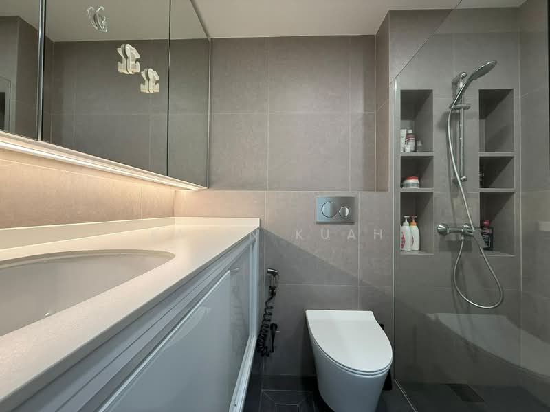 Hume Park II, 27 Hume Avenue, Clementi Park / Upper Bukit Timah, 3 Bedrooms, 1,238 sqft, Condominium For Sale, by Kavin Kuah, 500239931 - Bathroom - PropertyGuru.com.sg