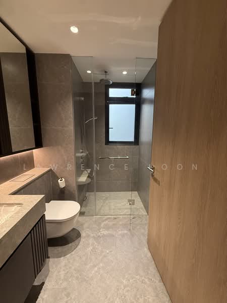 KI Residences At Brookvale, 22 Brookvale Drive, 3 Bedrooms, 1,173 sqft, Condominium For Sale, by Lawrence Loon, 500239937 - Bathroom - PropertyGuru.com.sg