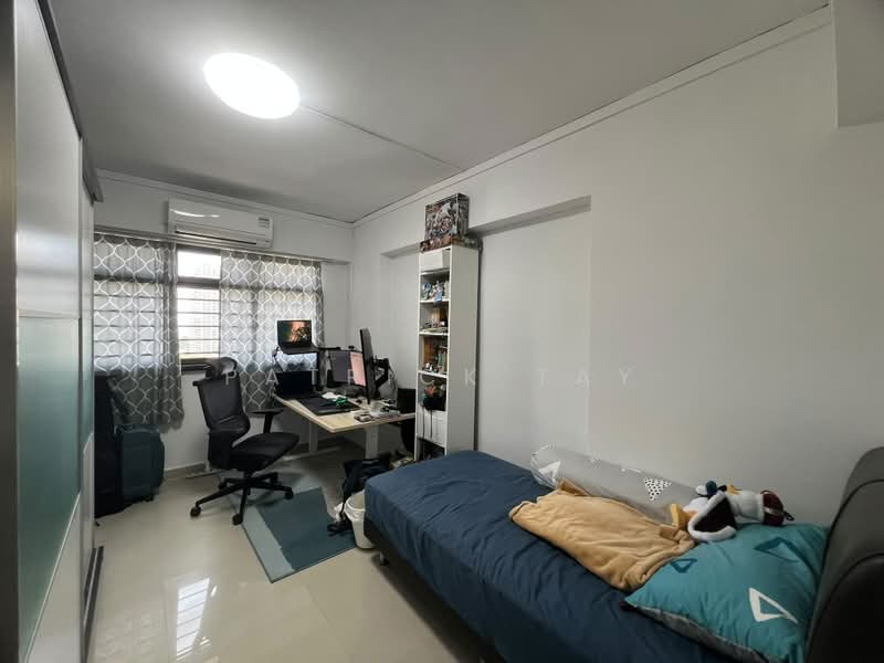 6B Boon Tiong Road, 6B Boon Tiong Road, 2 Bedrooms, 1,076 sqft, HDB Flat For Sale, by Patrick Tay, 500239940 - Bedroom - PropertyGuru.com.sg