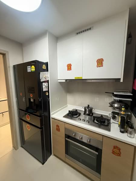 Treasure at Tampines, 57 Tampines Lane, 3 Bedrooms, 1,033 sqft, Condominium For Sale, by Melvyn Xu 许统书, 500239942 - Kitchen - PropertyGuru.com.sg
