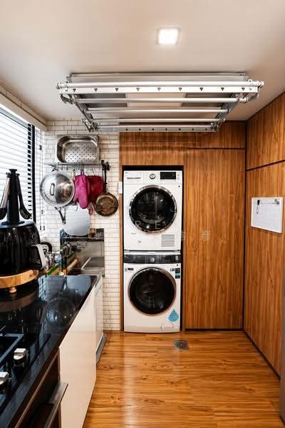 The Bayshore, 22 Bayshore Road, Bedok / Upper East Coast, 2 Bedrooms, 1,012 sqft, Condominium For Sale, by Derek Woo 吴玮彦, 500239951 - Kitchen - PropertyGuru.com.sg