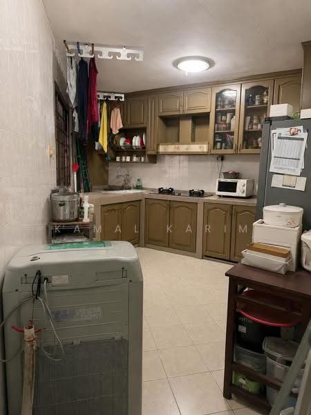 301A Anchorvale Drive, 301A Anchorvale Drive, Hougang / Punggol / Sengkang, 3 Bedrooms, 1,184 sqft, HDB Flat For Sale, by Kamal Karim, 500239954 - Kitchen - PropertyGuru.com.sg
