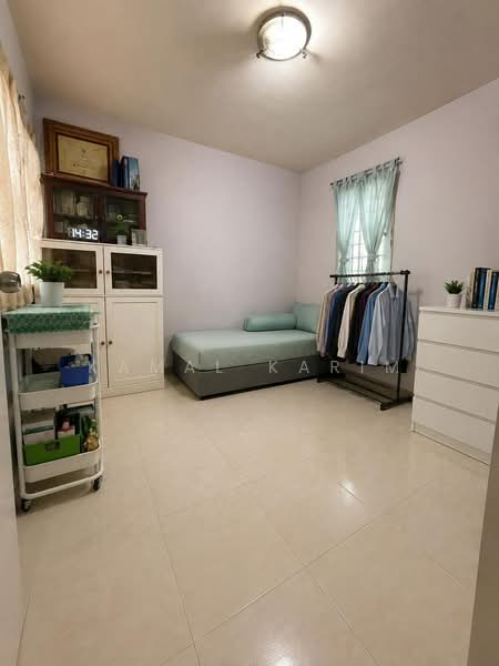 301A Anchorvale Drive, 301A Anchorvale Drive, Hougang / Punggol / Sengkang, 3 Bedrooms, 1,184 sqft, HDB Flat For Sale, by Kamal Karim, 500239954 - Bedroom - PropertyGuru.com.sg