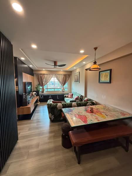 988A Buangkok Green, 988A Buangkok Green, 3 Bedrooms, 1,001 sqft, HDB Flat For Sale, by Kamal Karim, 500239958 - Living Room - PropertyGuru.com.sg
